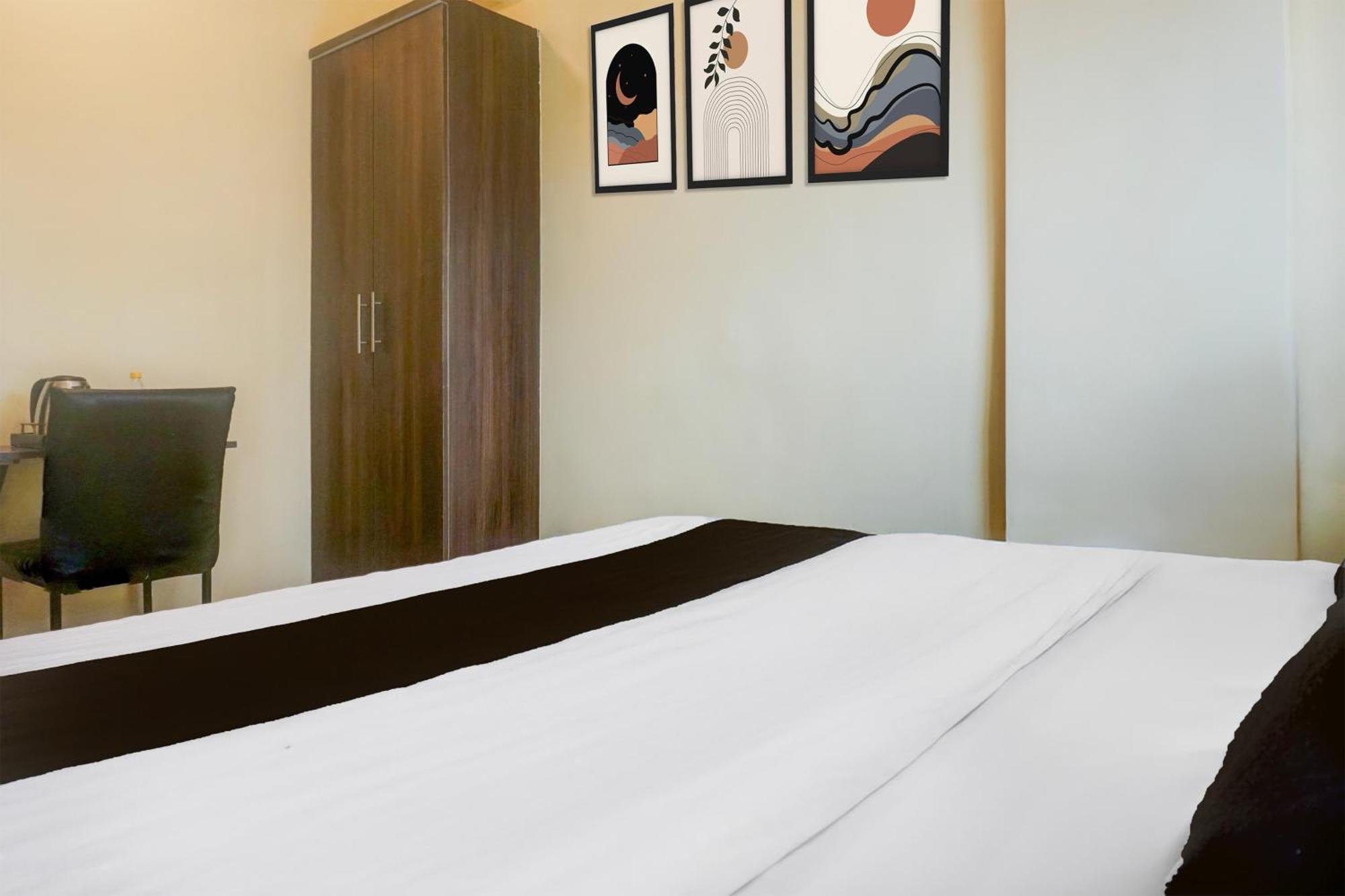Hotel Super Collection O Veerbhadra Nagar Baner Méribel Village Esterno foto